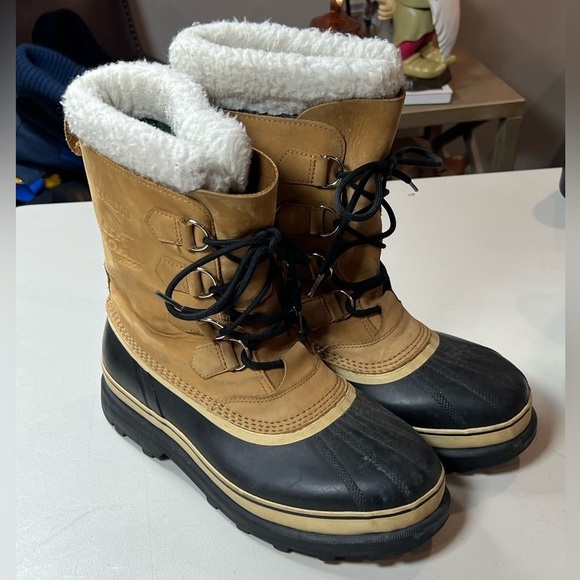 Size 10 Sorel Caribou Fleece Lined Men’s Waterproof Leather Boot Winter Warm - Picture 1 of 15
